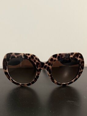 Dolce & Gabbana 4131P Leopard Print oversized Round Sunglasses! FULL INCLUSION!